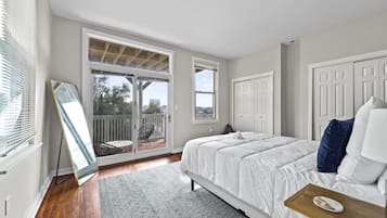 2 bedrooms, desk, free WiFi, bed sheets