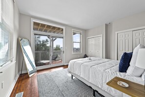 2 عدّة غرف نوم ومكتب وواي فاي مجانًا وملاءات أسرّة