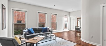 Sweeping Views in Bright and Spacious Loft in OTR