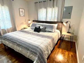 2 habitaciones, tabla de planchar con plancha y wifi gratis 