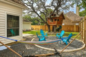 Children’s area - Beautiful 4bdr with pool in South Austin (Austin)