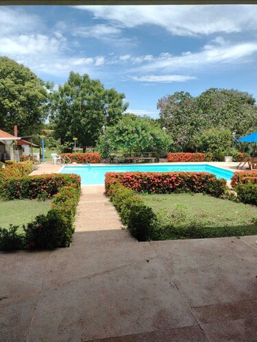 private farm with pool and yacussi two hours from bogota