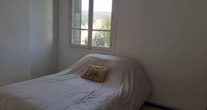 Family house, terrace, sleeps 9 + 1 baby, tv