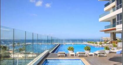 Ocean view apartment with Marriot hotel services