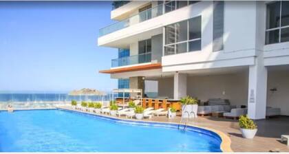 Ocean view apartment with Marriot hotel services