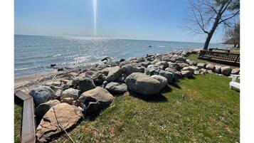 On the beach, beach towels