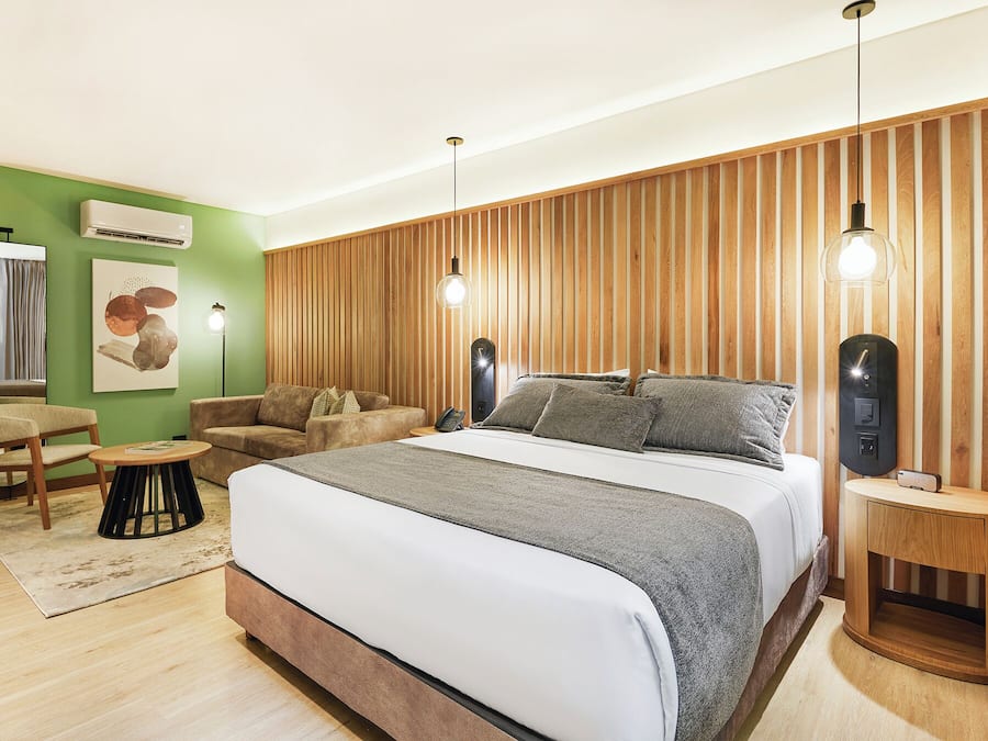 1 habitación, minibar, caja de seguridad en la habitación y escritorio