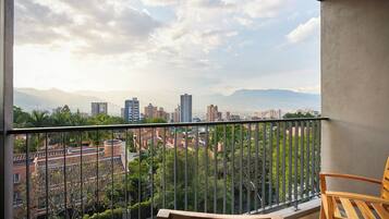 Duplex panorâmico, sacada | Vista da sacada