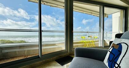Appartement avec vue imprenable sur la baie des Sables