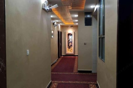 Interior. Sanhe Holiday Inn