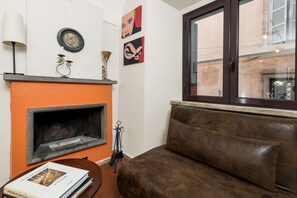 Apartment | 1 bedroom - Minerva in Pantheon Apartment (Rome)