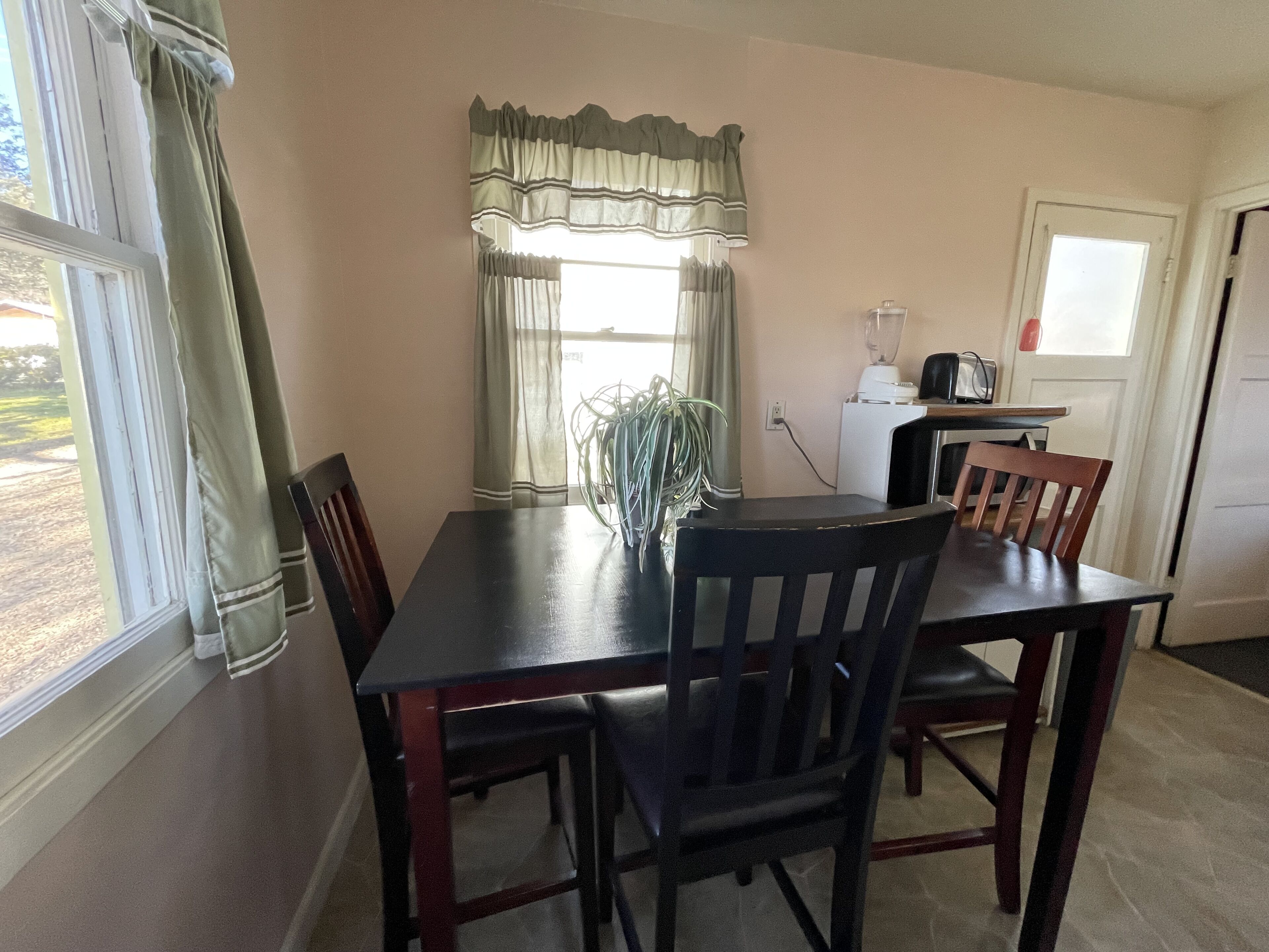 OMEO Clearlake Oaks Reviews, Deals & Photos 2023 AARP Travel Center