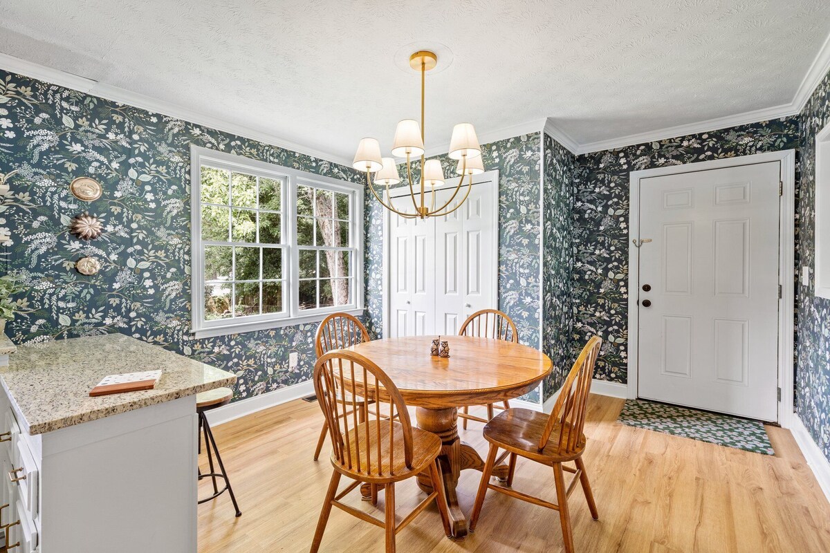 Photo 9 of The Rabbit Hole - cozy retreat in downtown Travelers Rest.