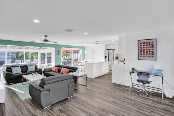 Interior - Gorgeous poolhome on the canal (Wilton Manors)