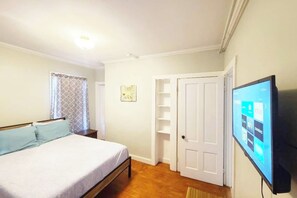 3 chambres, fer et planche à repasser, Wi-Fi gratuit, draps fournis