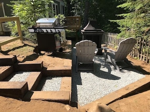 Terrace/patio - Spacious 1 Bedroom Cottage Close to Everything 1 (Edgecomb)