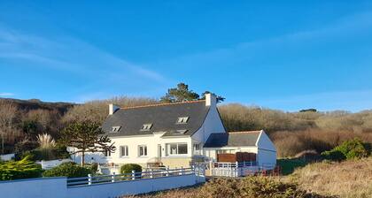 Seaside house 2 min walk, quiet