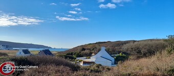 Seaside house 2 min walk, quiet