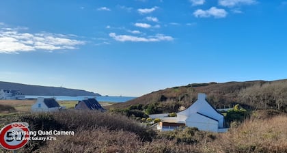 Seaside house 2 min walk, quiet
