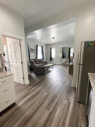 Triple Play Apt 2 - All Star Baseball Rentals