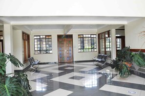 Lobby - The Radix Hotel  (Nairobi)