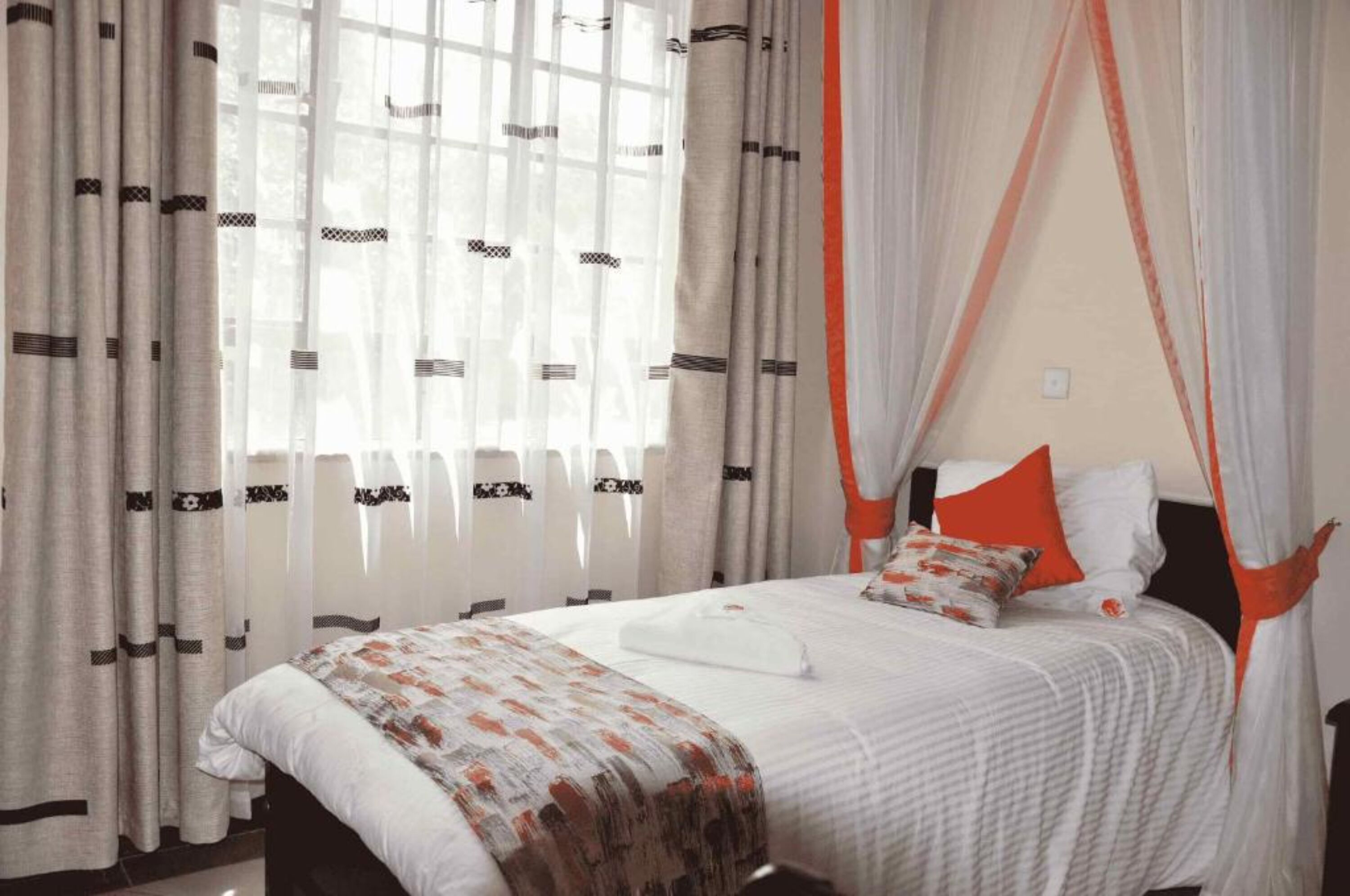 Standard Room | Desk, free WiFi, bed sheets