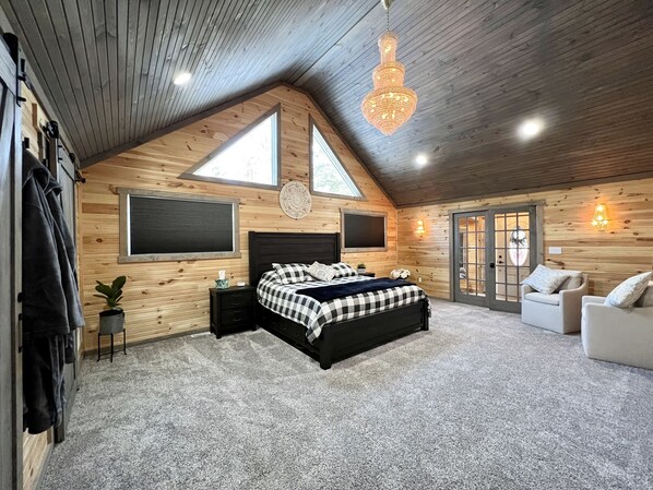 4 makuuhuonetta, ilmainen Wi-Fi, vuodevaatteet, pääsy pyörätuolilla