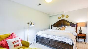 1 bedroom, iron/ironing board, internet, bed sheets