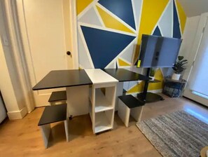 Interior - Sky in Portland Studio-Apartment across from OHSU (Portland)