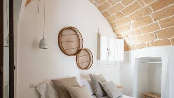 BLANCO | Schallisolierte Zimmer, kostenloses WLAN, Bettwäsche