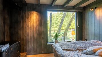 3 makuuhuonetta, Wi-Fi, vuodevaatteet, pääsy pyörätuolilla