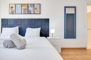 2 chambres, fer et planche Ă repasser, Wi-Fi gratuit, draps fournis