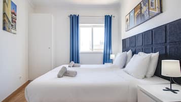 2 chambres, fer et planche Ă  repasser, Wi-Fi gratuit, draps fournis