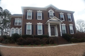 Exterior - Masters 2023 Rental, Rhodes Hill Subdivision, 5 miles from Golf Course (Martinez)