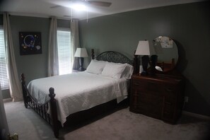 5 bedrooms, WiFi, bed sheets - Masters 2023 Rental, Rhodes Hill Subdivision, 5 miles from Golf Course (Martinez)