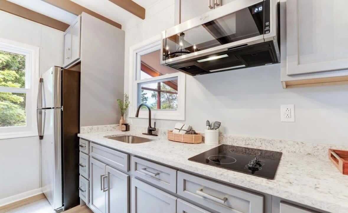 雪櫃、微波爐、爐具、咖啡機/沖茶器