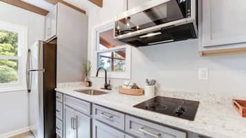 冰箱、微波炉、炉灶、茶具/咖啡用具