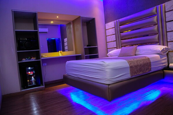 Executive Room | Soundproofing, free WiFi, bed sheets - Hotel ByHours Astor (Barranquilla)