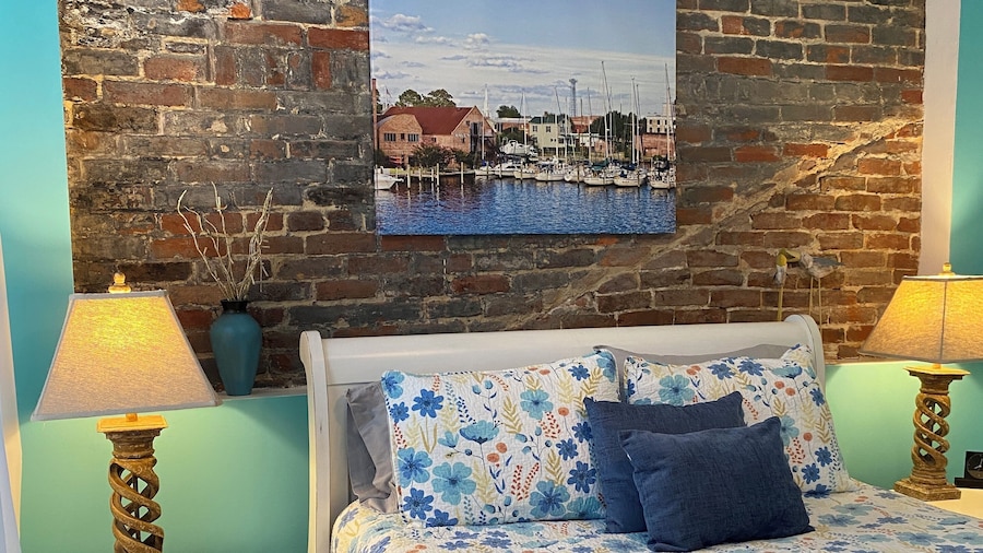 Little Inn on Main