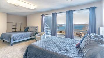 3 bedrooms, desk, free WiFi, bed sheets