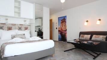 1 chambre, fer et planche à repasser, Wi-Fi, literie fournie