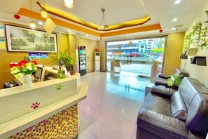 Lobby lounge - Yingjia Chain Hotel (Dongguan Xiaobian) (Dongguan)