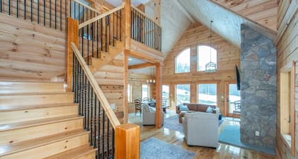 Ski House - ON THE SLOPE w/ hot tub