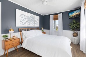 1 dormitorio, tabla de planchar con plancha, wifi y ropa de cama