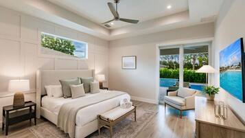 4 bedrooms, desk, iron/ironing board, travel crib