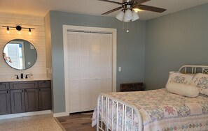 2 chambres, Wi-Fi gratuit, draps fournis