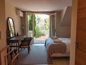 5 chambres, fer et planche à repasser, lit parapluie, Wi-Fi