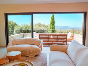 TV - Villa Casta Joia Di Cirendinu (Sainte Lucie de Porto-Vecchio)
