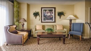 TV, DVD player, ping pong - 1BD w/Full Kitchen, Jetted Tub, W/D,  FREE PARKING, NO RESORT FEES!! (North Myrtle Beach)