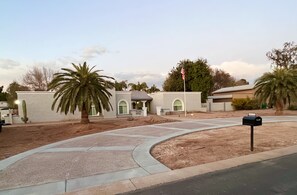 Property grounds - Super Bowl Special!!! (Mesa)